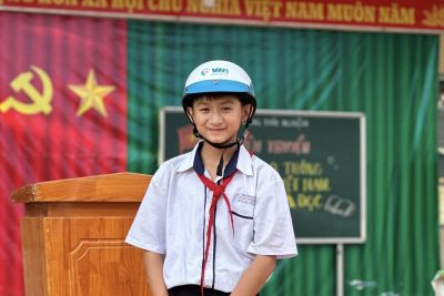 Tuyên truyền và hướng dẫn thực hiện Luật giao thông